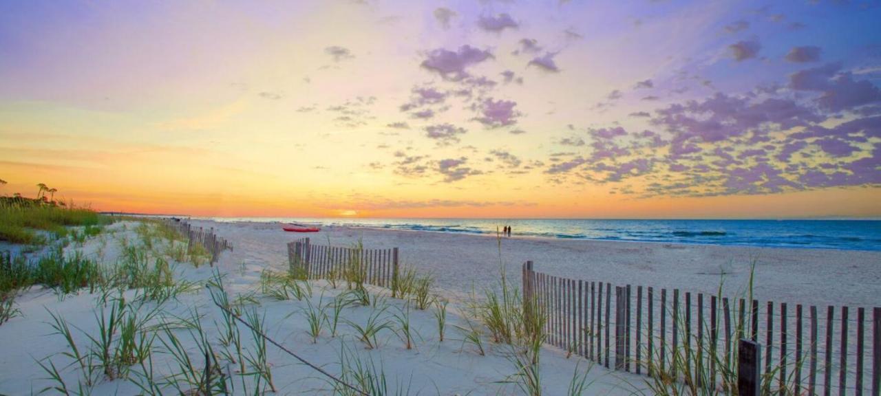 Ocean Dunes Villas: Beachfront Retreat with Heated Pool Hilton Head Island Exterior photo