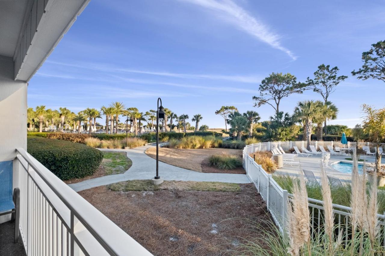 Ocean Dunes Villas: Beachfront Retreat with Heated Pool Hilton Head Island Exterior photo