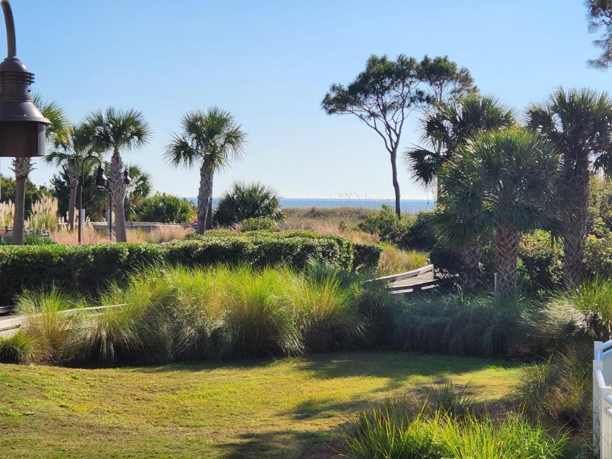 Ocean Dunes Villas: Beachfront Retreat with Heated Pool Hilton Head Island Exterior photo