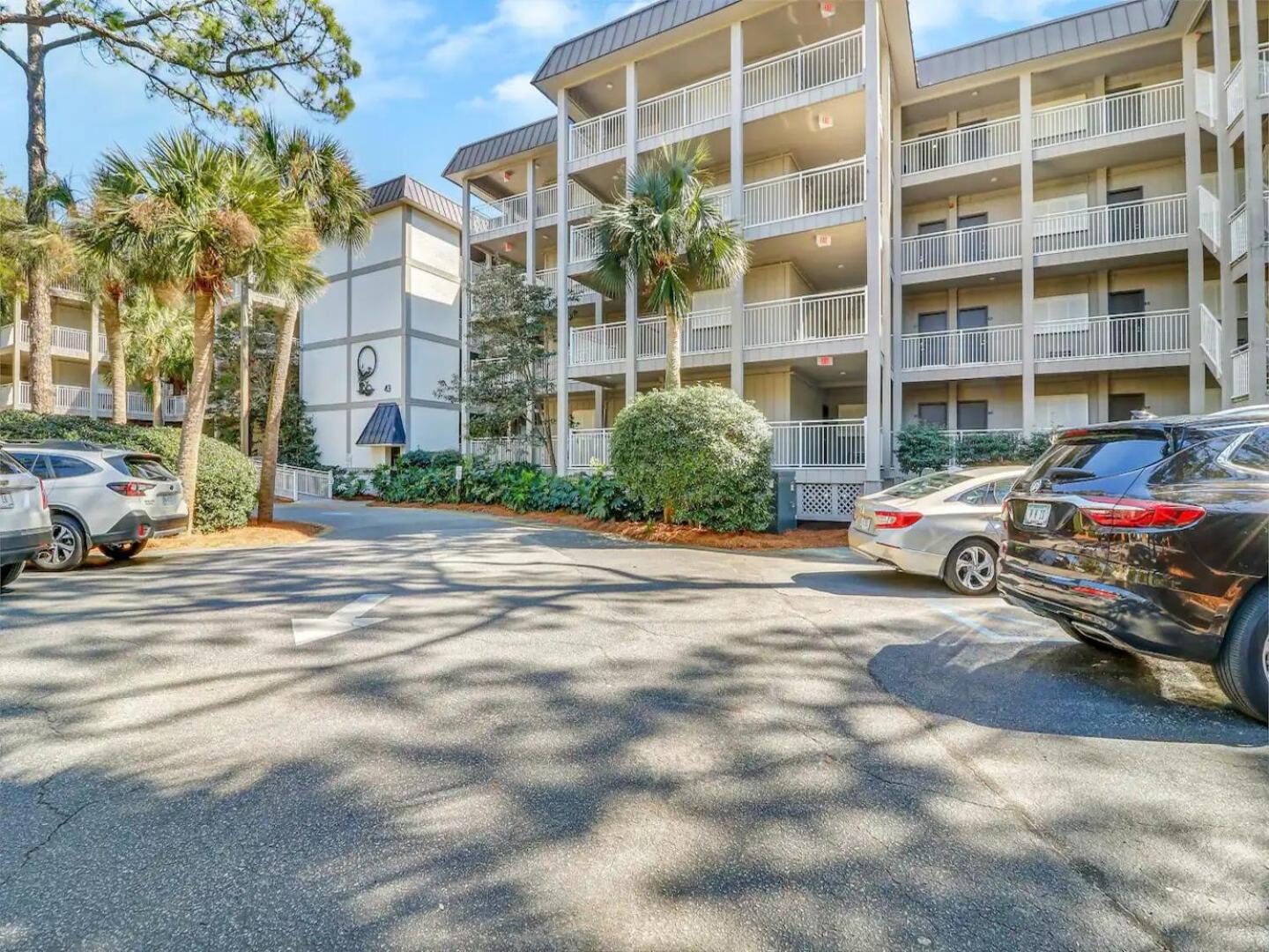 Ocean Dunes Villas: Beachfront Retreat with Heated Pool Hilton Head Island Exterior photo