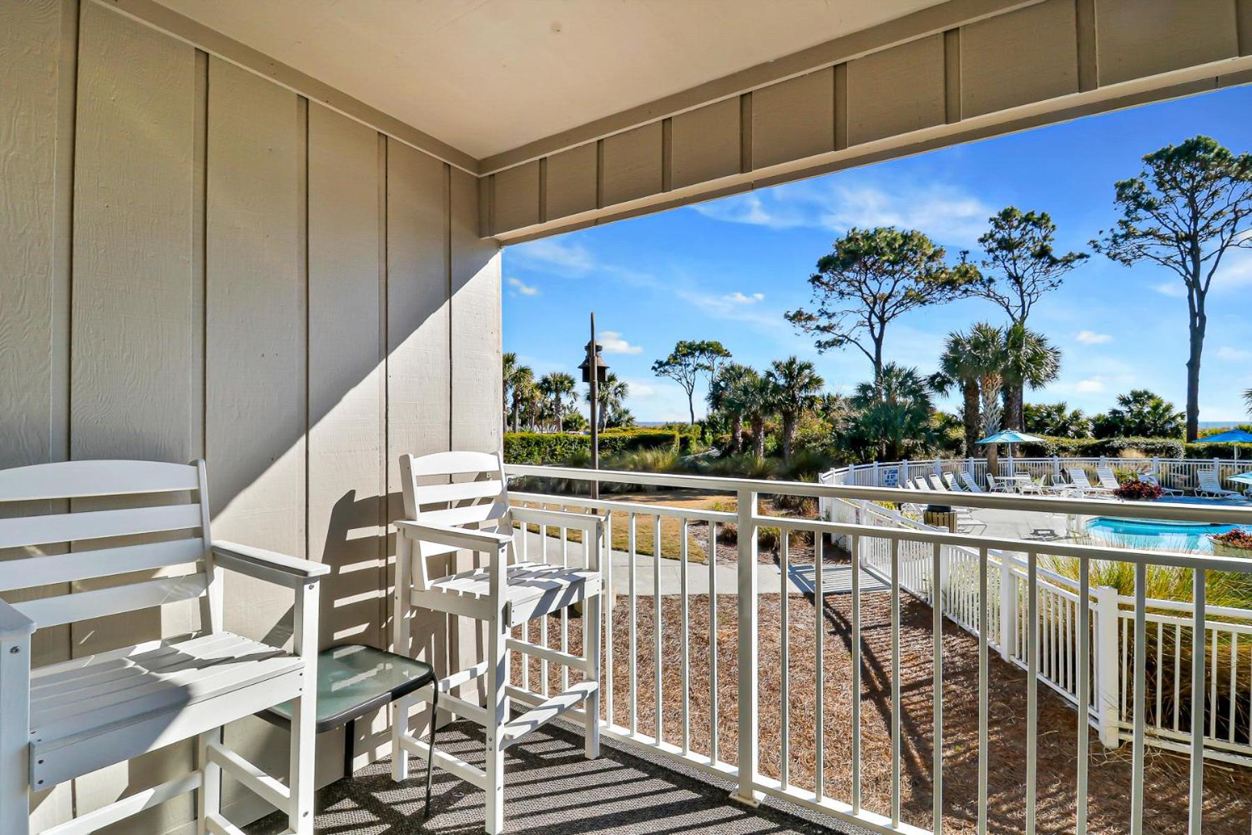 Ocean Dunes Villas: Beachfront Retreat with Heated Pool Hilton Head Island Exterior photo