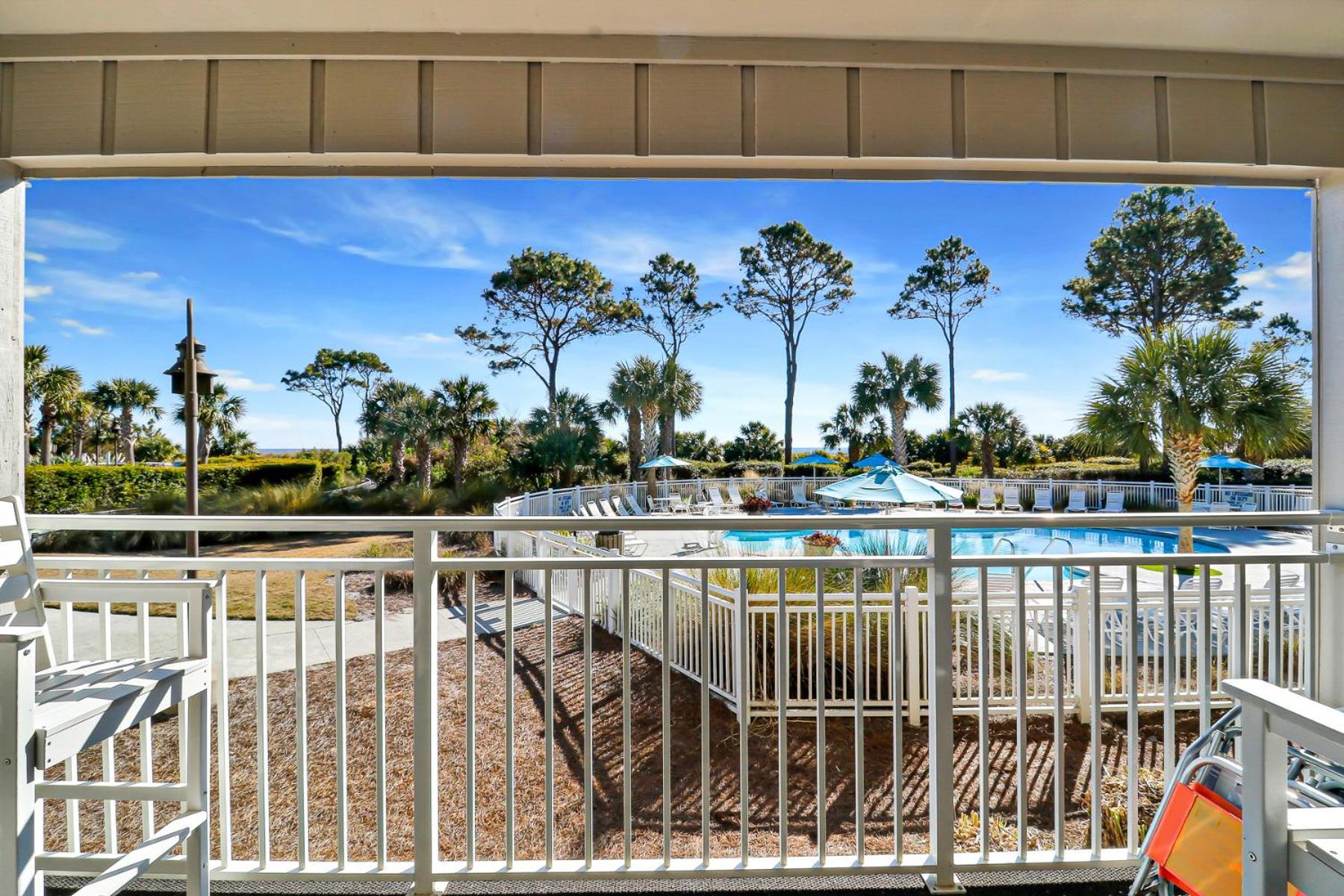 Ocean Dunes Villas: Beachfront Retreat with Heated Pool Hilton Head Island Exterior photo