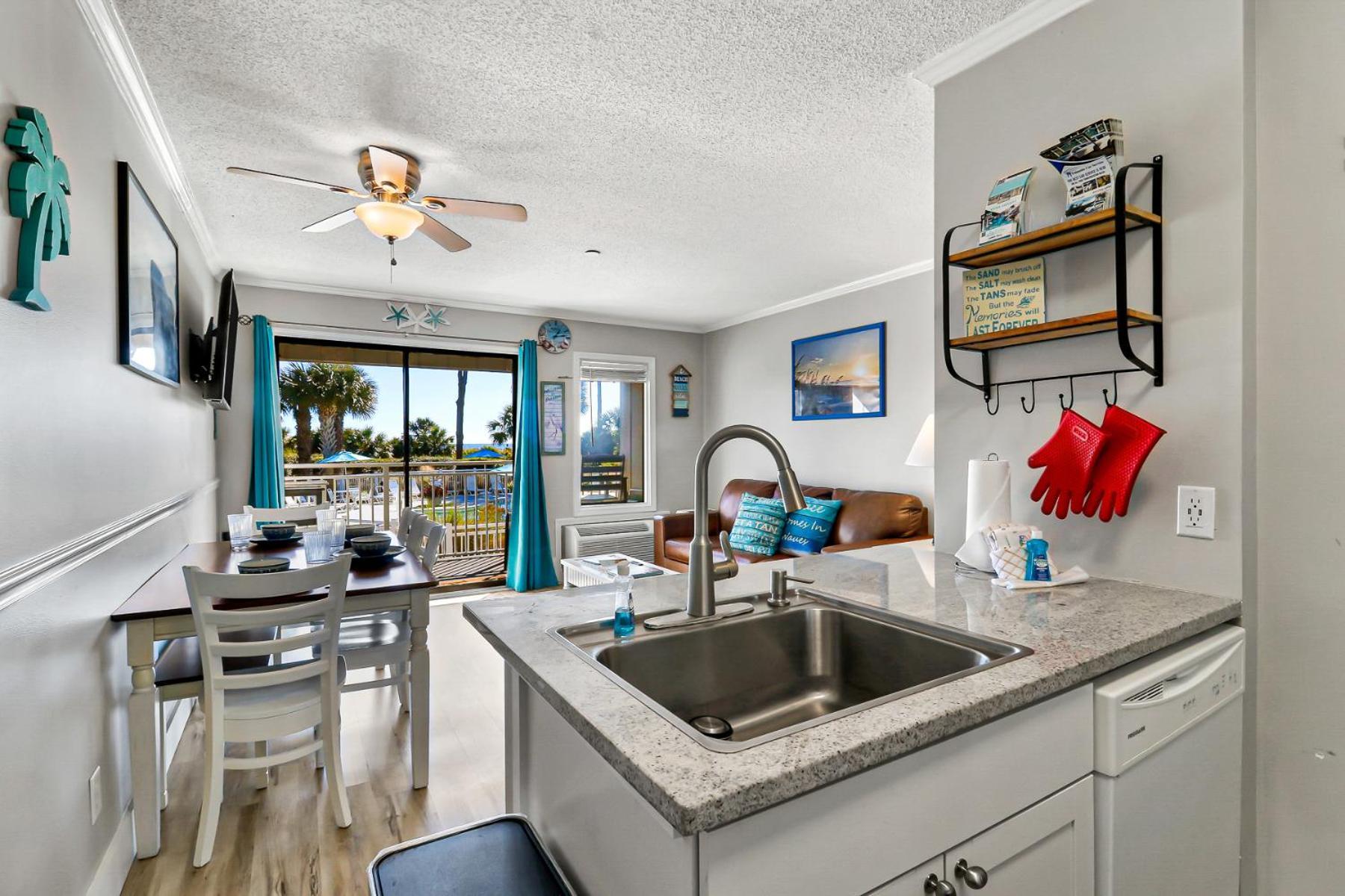 Ocean Dunes Villas: Beachfront Retreat with Heated Pool Hilton Head Island Exterior photo